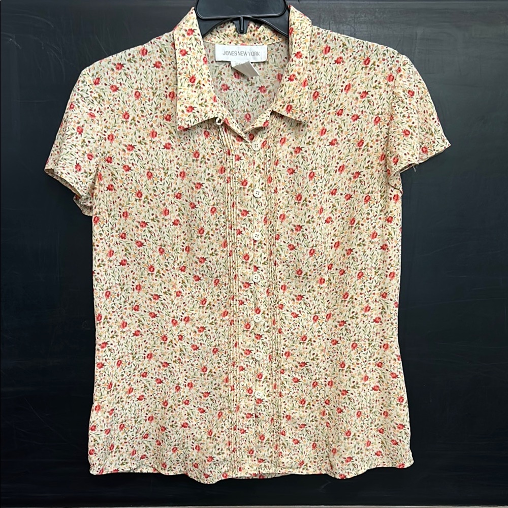 Jones New York Cream Floral Blouse